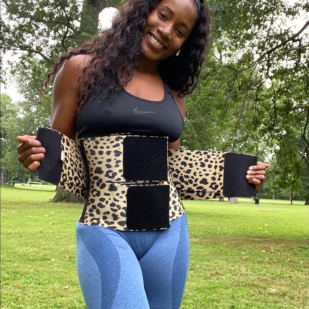 Non slip flexible waist trainer with 3 bands